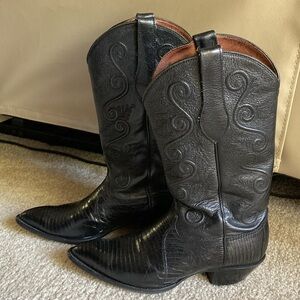 Tony Lama Black Leather and Snake Skin Cowboy Cowgirl Boots size 8 Style CY255